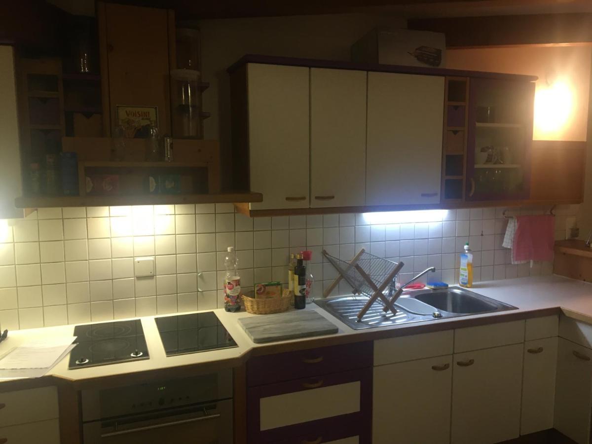 Charmante maison villageoise 5 personnes HappyDay Neuchâtel Saint-Blaise Extérieur photo