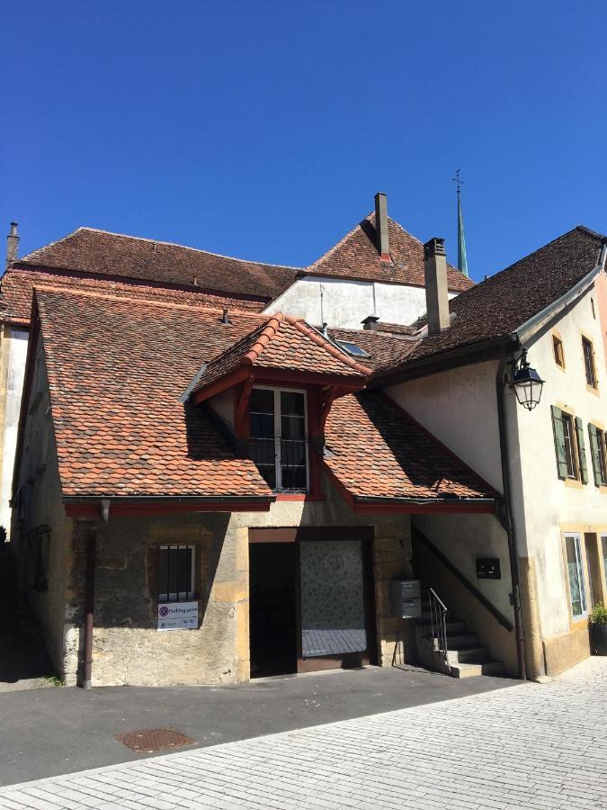 Charmante maison villageoise 5 personnes HappyDay Neuchâtel Saint-Blaise Extérieur photo